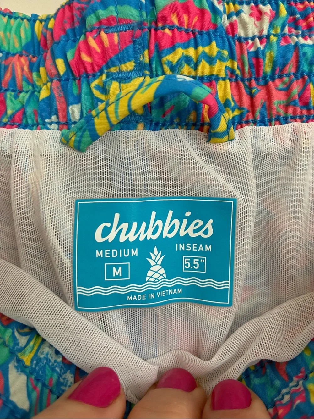 chubbies Teal Multi Tropical Drawstring swim shorts size m 5.5 inseam